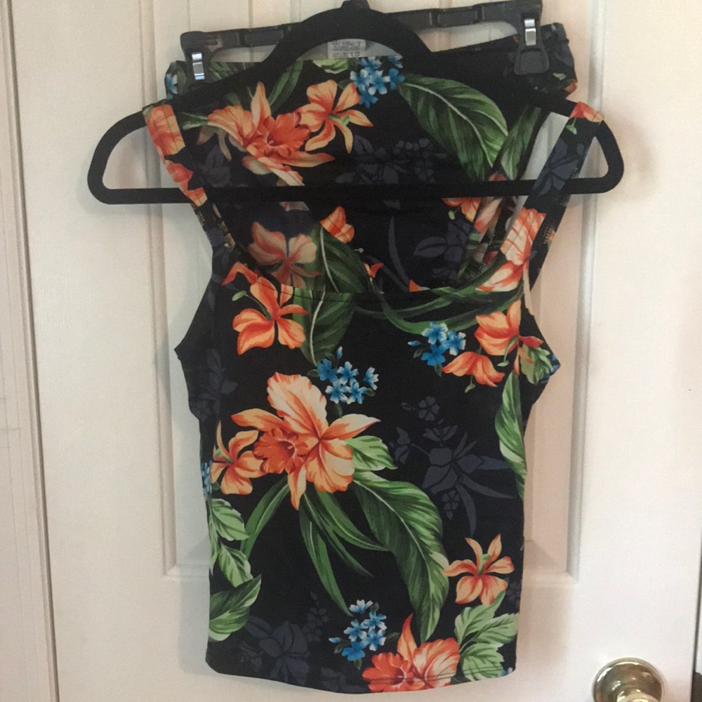 Jantzen tankini swim suit.